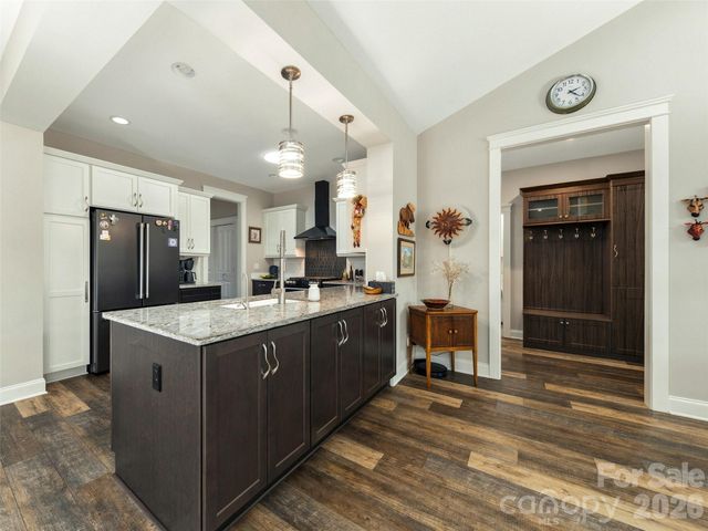 40 Buckhorn Gap Road, Biltmore Lake, NC 28715