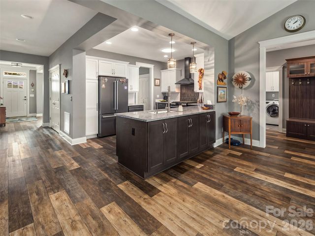 40 Buckhorn Gap Road, Biltmore Lake, NC 28715