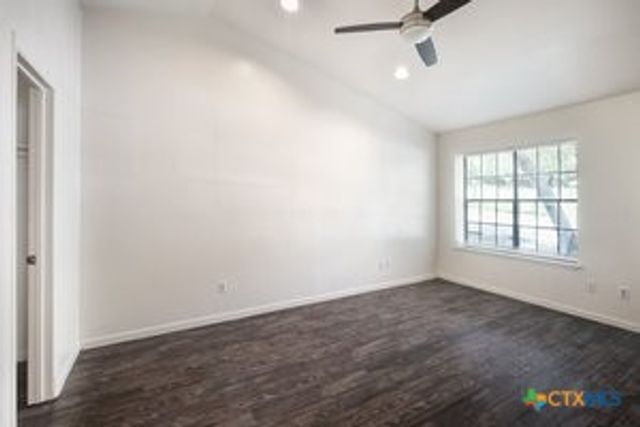 1104 Academy Street, San Marcos, TX 78666