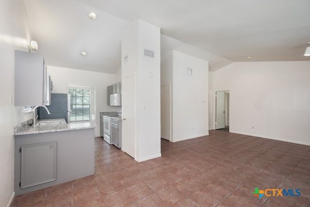1104 Academy Street, San Marcos, TX 78666