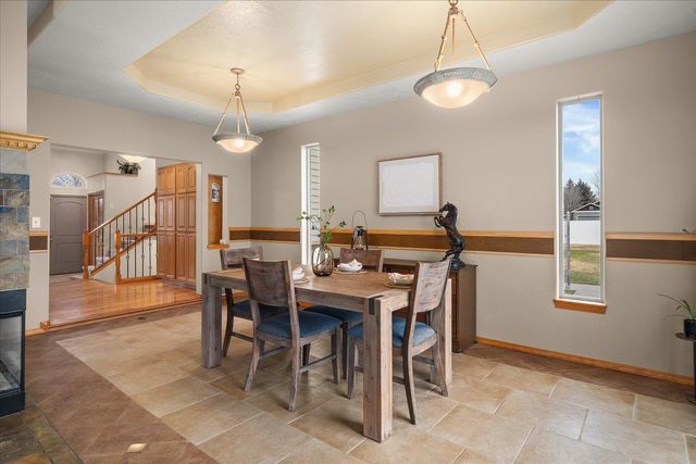 18914 E 2nd Ave, Greenacres, WA 99016