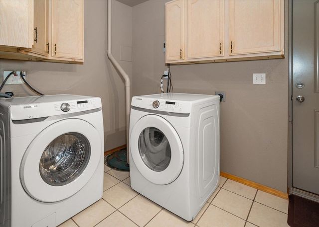 18914 E 2nd Ave, Greenacres, WA 99016