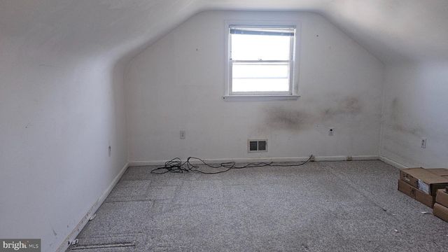 39 MAE DR, Hamilton, NJ 08620