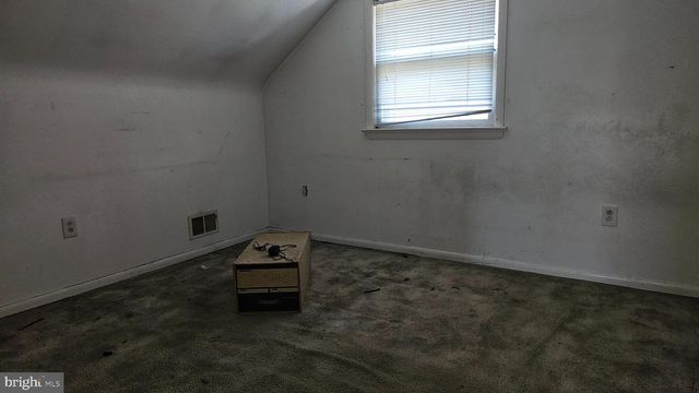 39 MAE DR, Hamilton, NJ 08620