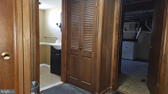 39 MAE DR, Hamilton, NJ 08620