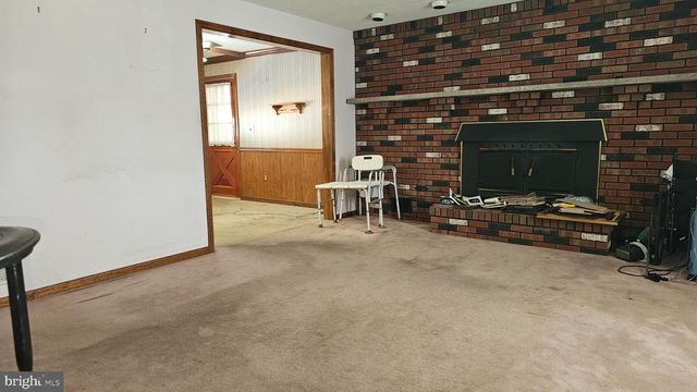 39 MAE DR, Hamilton, NJ 08620