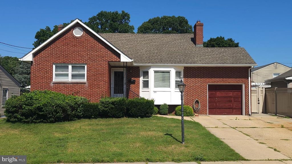 39 MAE DR, Hamilton, NJ 08620