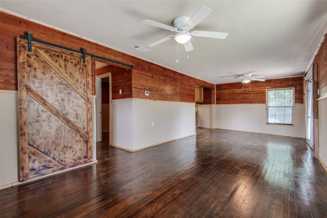 19486 Valentine, Kemp, TX 75143