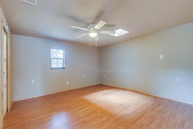 19486 Valentine, Kemp, TX 75143