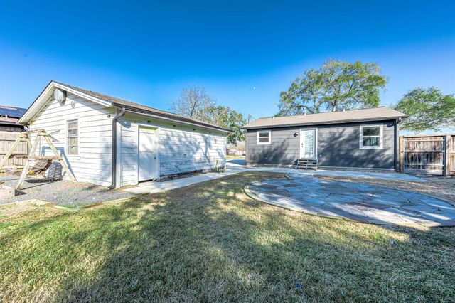2738 Lilac Street, Pasadena, TX 77503