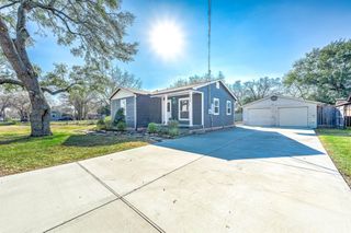 2738 Lilac Street, Pasadena, TX 77503