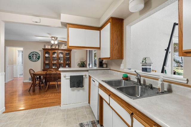 4504 Marble Way, Carmichael, CA 95608