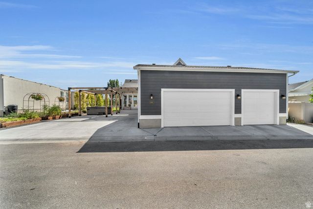 1932 W 200 N, Kaysville, UT 84037