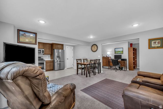 1932 W 200 N, Kaysville, UT 84037