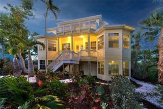 5810 Pine Tree DR, Sanibel, FL 33957