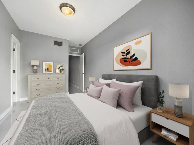 1503 NE 4th Court 4, Fort Lauderdale, FL 33301