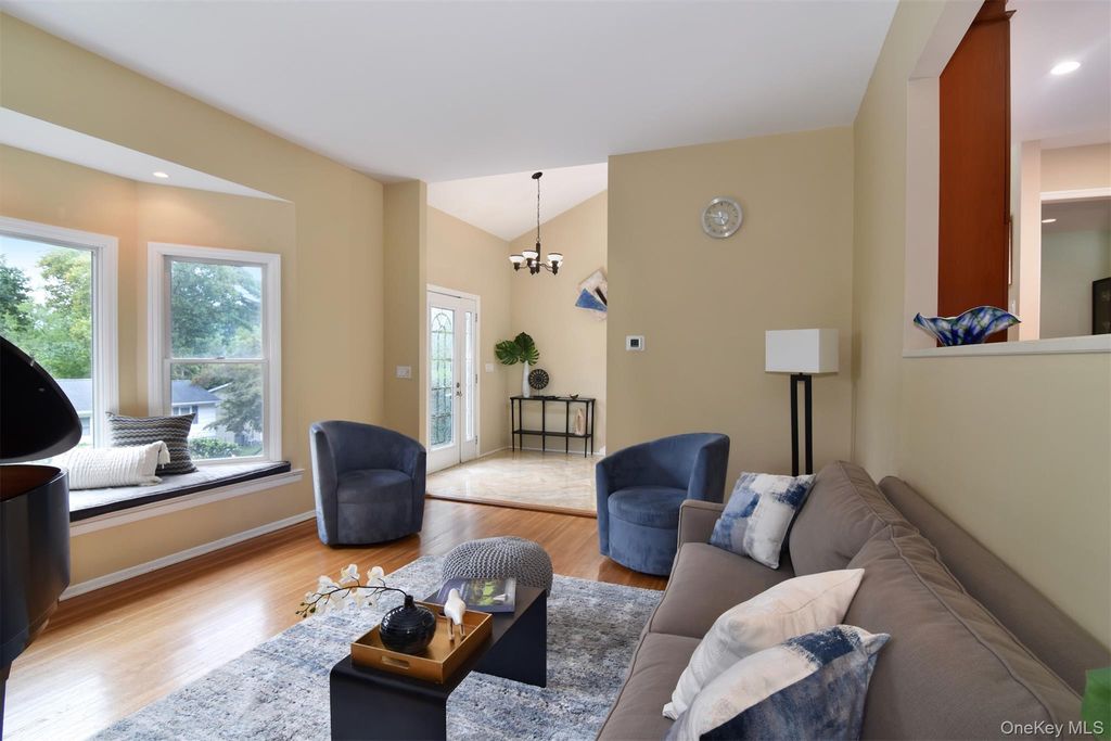 91 Sycamore Lane, Irvington, NY 10533 — photo 4