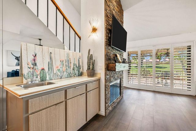 41539 Woodhaven Drive W, Palm Desert, CA 92211
