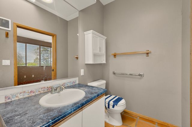 7 Casa Del Oro Way, Santa Fe, NM 87508