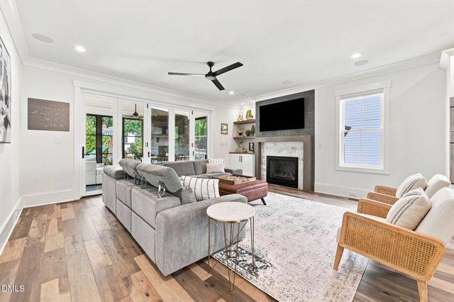 113 Crestview Road, Raleigh, NC 27609