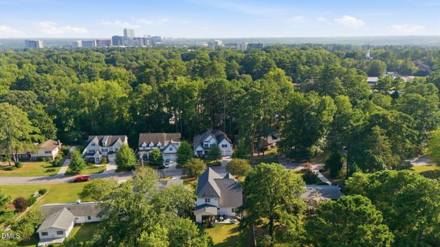 113 Crestview Road, Raleigh, NC 27609
