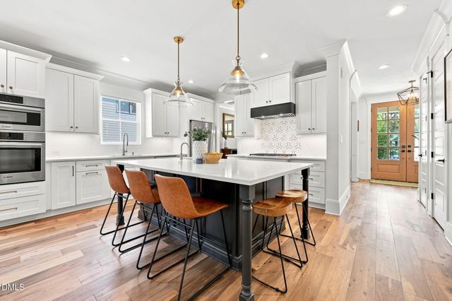 113 Crestview Road, Raleigh, NC 27609