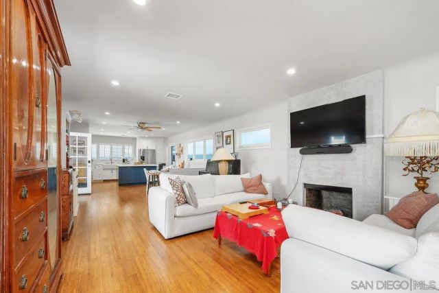 231 Sunridge, Playa Del Rey, CA 90293