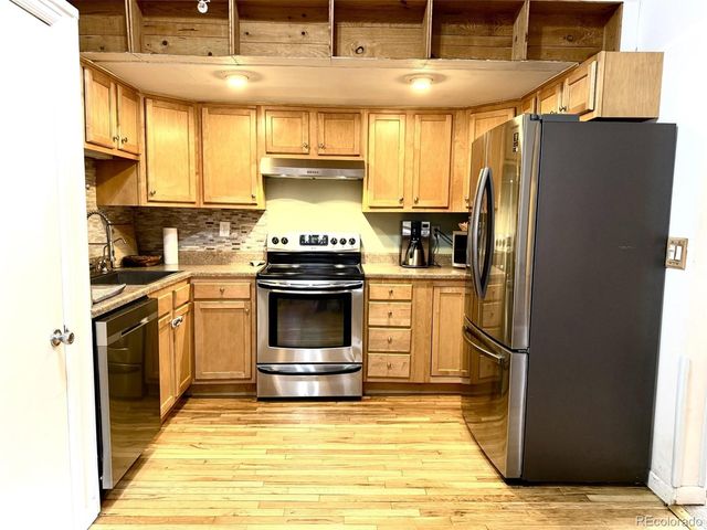 10510 S Deer Creek Road, Littleton, CO 80127