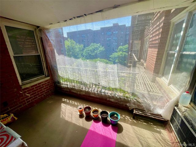 94-11 59 Avenue D-17, Elmhurst, NY 11373