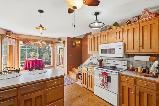 504 Keithley Road, Walnut Shade, MO 65771