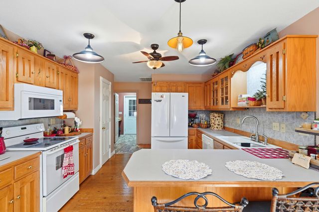 504 Keithley Road, Walnut Shade, MO 65771