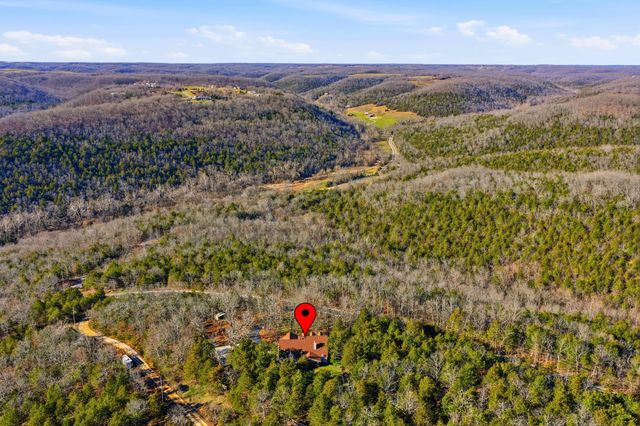 504 Keithley Road, Walnut Shade, MO 65771