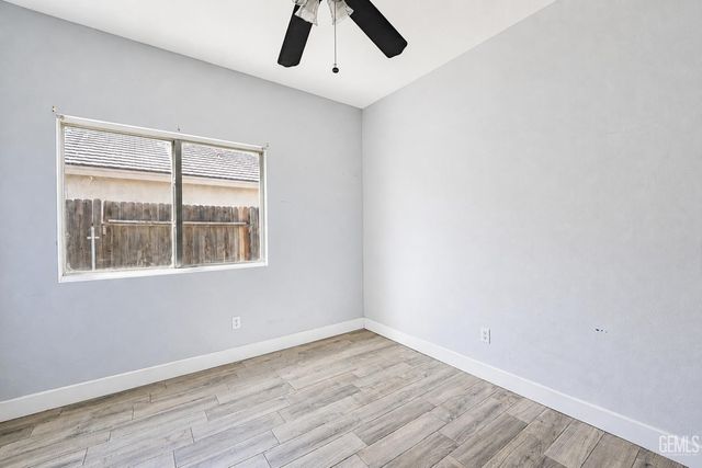 5204 Clover Mountain Street, Bakersfield, CA 93313