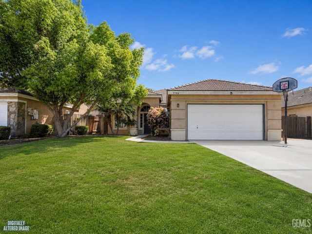 5204 Clover Mountain Street, Bakersfield, CA 93313
