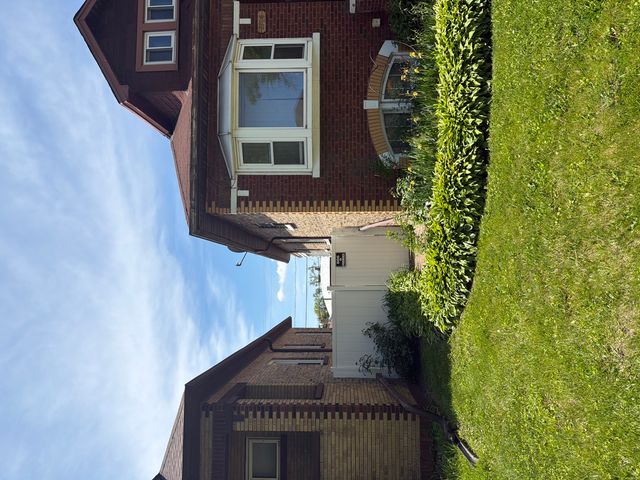 2134 S 16th Avenue, Broadview, IL 60155