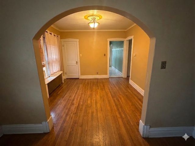 2134 S 16th Avenue, Broadview, IL 60155