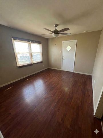 2134 S 16th Avenue, Broadview, IL 60155