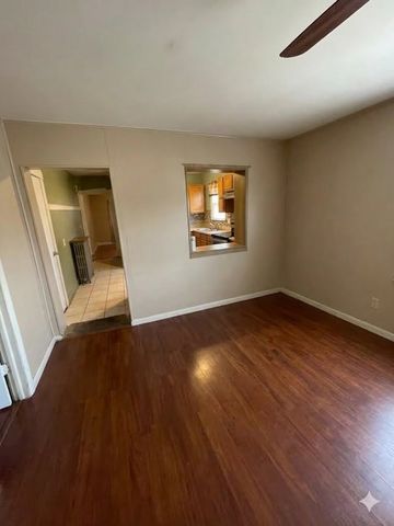 2134 S 16th Avenue, Broadview, IL 60155