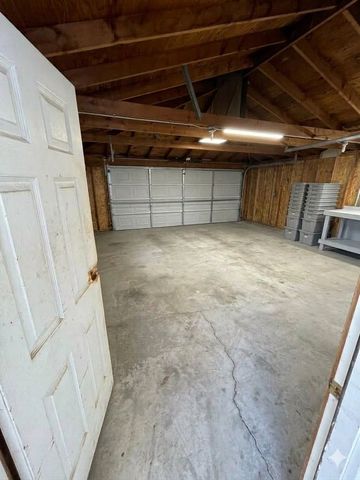 2134 S 16th Avenue, Broadview, IL 60155