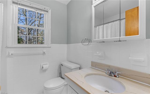 4012 Tarnywood DR, Portsmouth, VA 23703