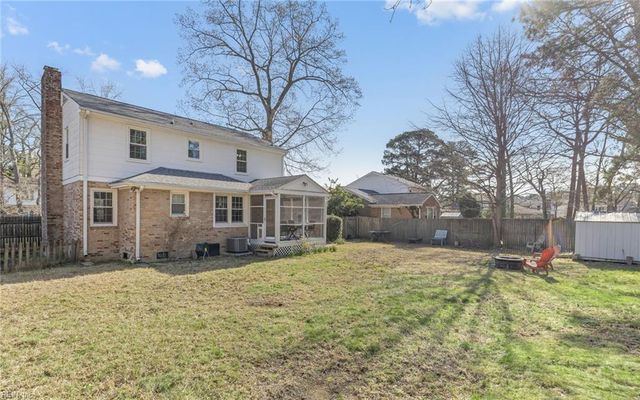 4012 Tarnywood DR, Portsmouth, VA 23703