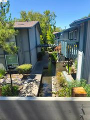 1036 Oak Grove Rd 86, Concord, CA 94518