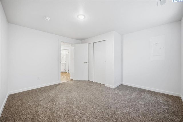 407 W Shoshone St, Pasco, WA 99301