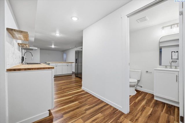 407 W Shoshone St, Pasco, WA 99301