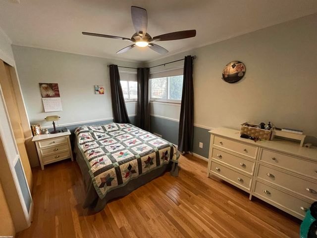 21541 Pallister Street, St Clair Shores, MI 48080