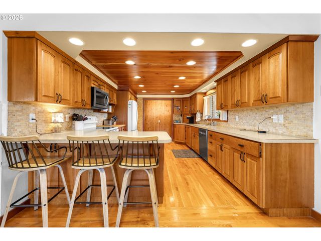 13209 Ne 119TH St, Brush Prairie, WA 98606