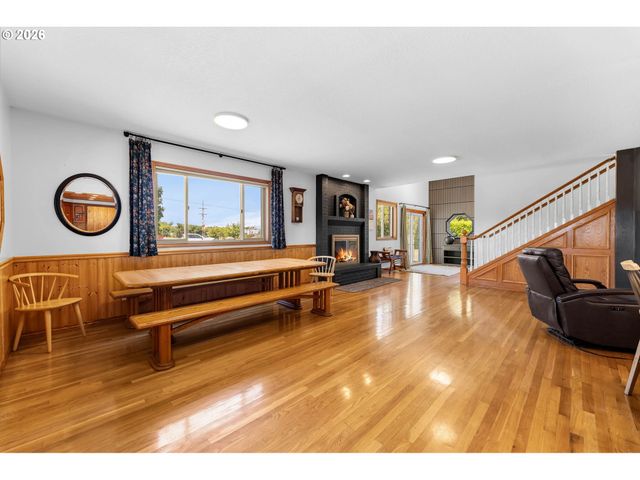 13209 Ne 119TH St, Brush Prairie, WA 98606