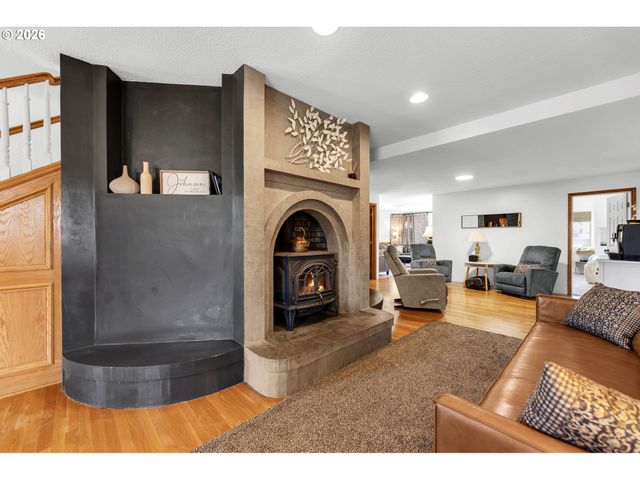 13209 Ne 119TH St, Brush Prairie, WA 98606
