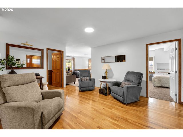 13209 Ne 119TH St, Brush Prairie, WA 98606