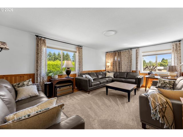 13209 Ne 119TH St, Brush Prairie, WA 98606
